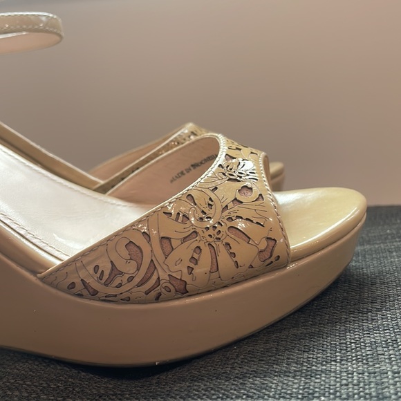 NWOT PRADA SPORT Patent Leather Sandals - Picture 9 of 12